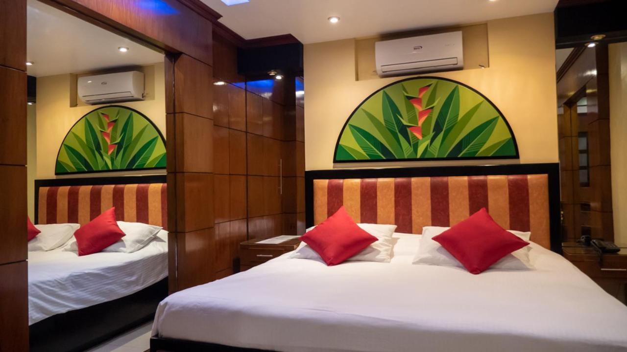 Fields Palace Hotel Angeles Εξωτερικό φωτογραφία