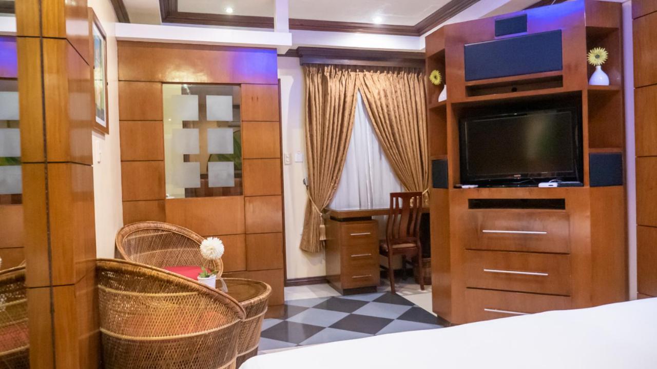 Fields Palace Hotel Angeles Εξωτερικό φωτογραφία